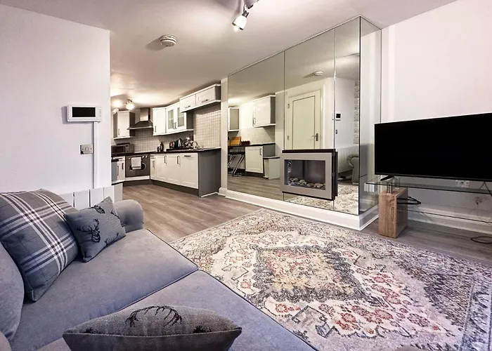 Chic Apartment In Mayfair