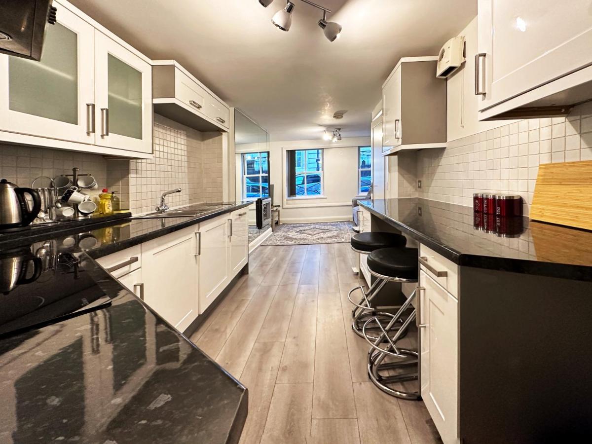 Apartment Chic In Mayfair